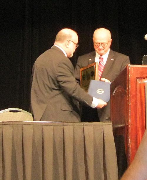 Darrell Williams receives the Pecora Award