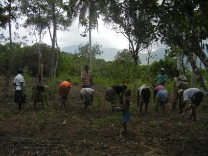 Department of Geographical Sciences PhD Student Gabriela Vaz Rodrigues Conducts Exploratory Research Trip in Haiti 