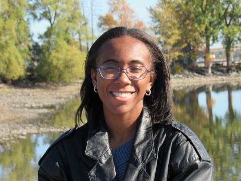 Janna Chapman Headshot