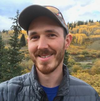 Geekin' out over the aspen leaves (Populus tremuloides)