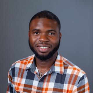 Headshot of Victor